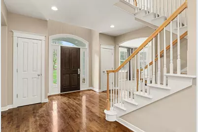 1670 Flowers Crossing Drive NE, Grand Rapids, MI 49525 - Photo 3