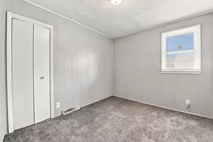 29209 Morlock St, Livonia, MI 48152 - Photo 17
