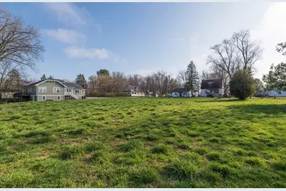 757 Phillips Street, South Haven, MI 49090 - Photo 11