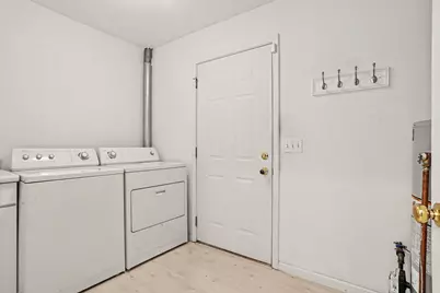 198 Ashton Lake Drive, Battle Creek, MI 49015 - Photo 17