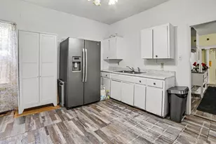 676 Catherine Ave, Muskegon, MI 49442 - Photo 9