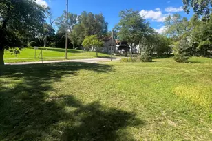 1205 Williams St, Jackson, MI 49203 - Photo 1