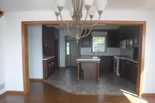 2918 E Shore Dr, Portage, MI 49002 - Photo 7