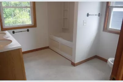 2918 E Shore Drive, Portage, MI 49002 - Photo 17