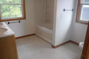 2918 E Shore Dr, Portage, MI 49002 - Photo 17