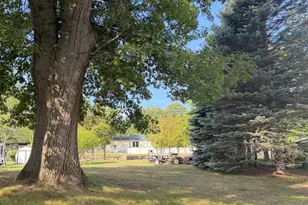 1029 N Rath Ave, Ludington, MI 49431 - Photo 1