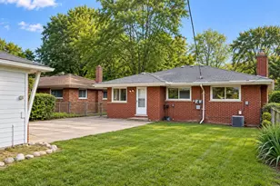 13458 Marion St, Bedford, MI 48239 - Photo 3