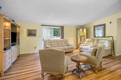 405 E Elm Street, Fremont, MI 49412 - Photo 5