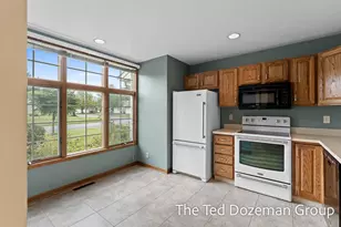 897 Clareridge Ct, Holland, MI 49423 - Photo 9
