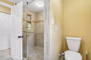 1150 Bangor Rd, Waterford, MI 48328 - Photo 25