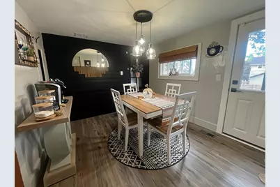19 Frisbie Street, Hillsdale, MI 49242 - Photo 9