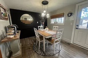 19 Frisbie St, Hillsdale, MI 49242 - Photo 9