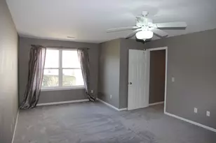 1376 Heatherwood Ln, Ann Arbor, MI 48108 - Photo 13