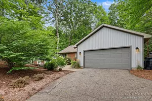 956 Spaulding Ave SE, Ada, MI 49301 - Photo 7
