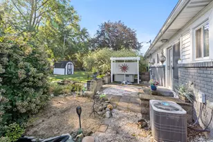 339 Minges Rd S, Battle Creek, MI 49015 - Photo 25