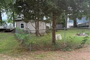 246 Tuttle Park Dr, Sherwood, MI 49089 - Photo 1