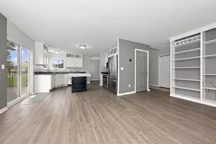 8585 Eral Ct, Ypsilanti, MI 48198 - Photo 9