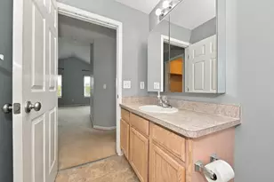 8585 Eral Ct, Ypsilanti, MI 48198 - Photo 21