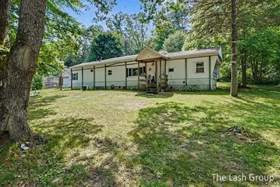 1665 S Forest Hills Drive, White Cloud, MI 49349 - Photo 3