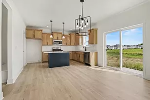 6225 Comiskey Rd, Stevensville, MI 49127 - Photo 7