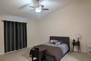22248 N Innsbrook Dr, Farmington Hills, MI 48167 - Photo 9