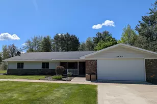 4464 Fisher Estates Ln, Romeo, MI 48065 - Photo 1
