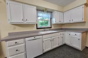 307 Bethel Dr, Portland, MI 48875 - Photo 5