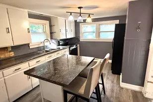1017 Harrison Ave, Saint Joseph, MI 49085 - Photo 11