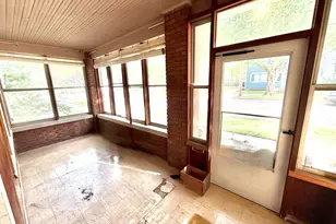 1017 Harrison Ave, Saint Joseph, MI 49085 - Photo 3