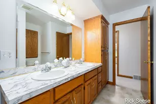 13535 Forest River Dr SE, Lowell, MI 49331 - Photo 25
