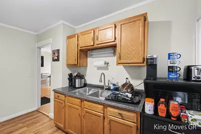127 Lexington Avenue SW, Grand Rapids, MI 49504 - Photo 25