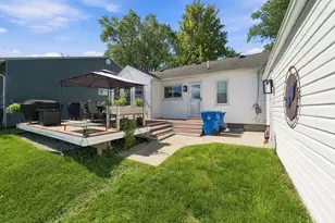 4661 Forest Ave, Waterford, MI 48328 - Photo 27