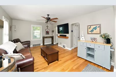 4661 Forest Avenue, Waterford, MI 48328 - Photo 13