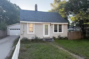 2744 Huizenga St, Muskegon, MI 49444 - Photo 3