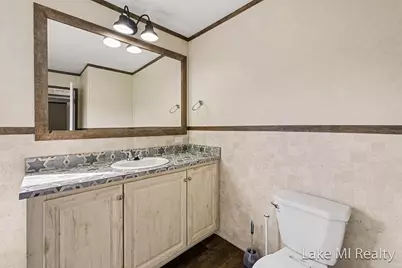 104 Gardens Boulevard NW, Grand Rapids, MI 49534 - Photo 13