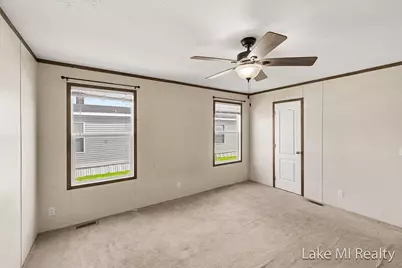 104 Gardens Boulevard NW, Grand Rapids, MI 49534 - Photo 21