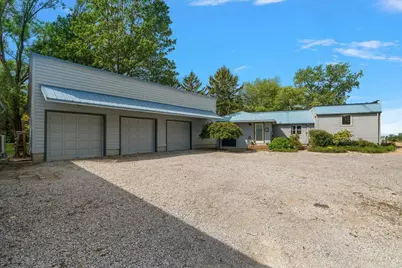 3960 Evergreen Lane, Benton Harbor, MI 49022 - Photo 57