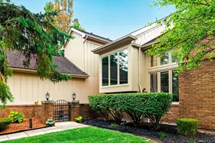 37676 N Laurel Park Dr, Livonia, MI 48152 - Photo 3