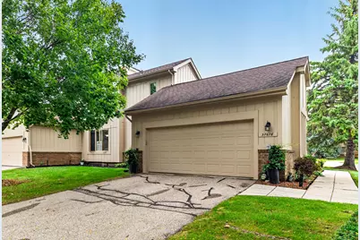 37676 N Laurel Park Drive #70, Livonia, MI 48152 - Photo 31