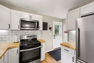 401 W South St, Greenville, MI 48838 - Photo 3