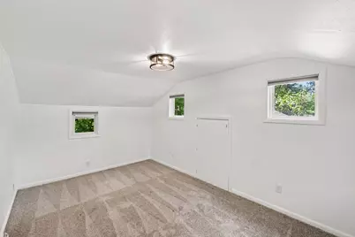401 W South Street, Greenville, MI 48838 - Photo 11