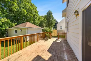 946 Frederick Ave NW, Grand Rapids, MI 49504 - Photo 25