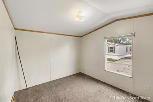 3662 Mt Blanc St NW, Grand Rapids, MI 49544 - Photo 23