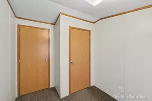 3662 Mt Blanc St NW, Grand Rapids, MI 49544 - Photo 17