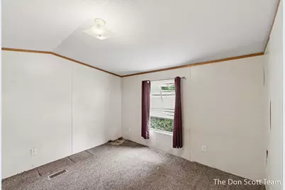 3662 Mount Blanc Street NW, Grand Rapids, MI 49544 - Photo 15