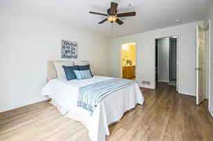 120 W Oakbrook Dr, Ann Arbor, MI 48103 - Photo 17