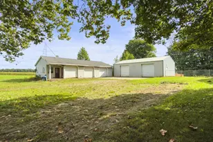 1117 9th St, Plainwell, MI 49080 - Photo 3