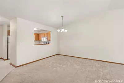 901 Creekridge Drive, Holland, MI 49423 - Photo 9