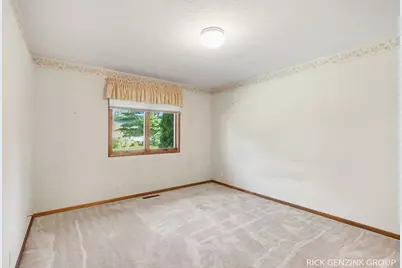 901 Creekridge Drive, Holland, MI 49423 - Photo 15