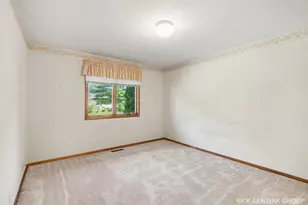 901 Creekridge Dr, Holland, MI 49423 - Photo 15